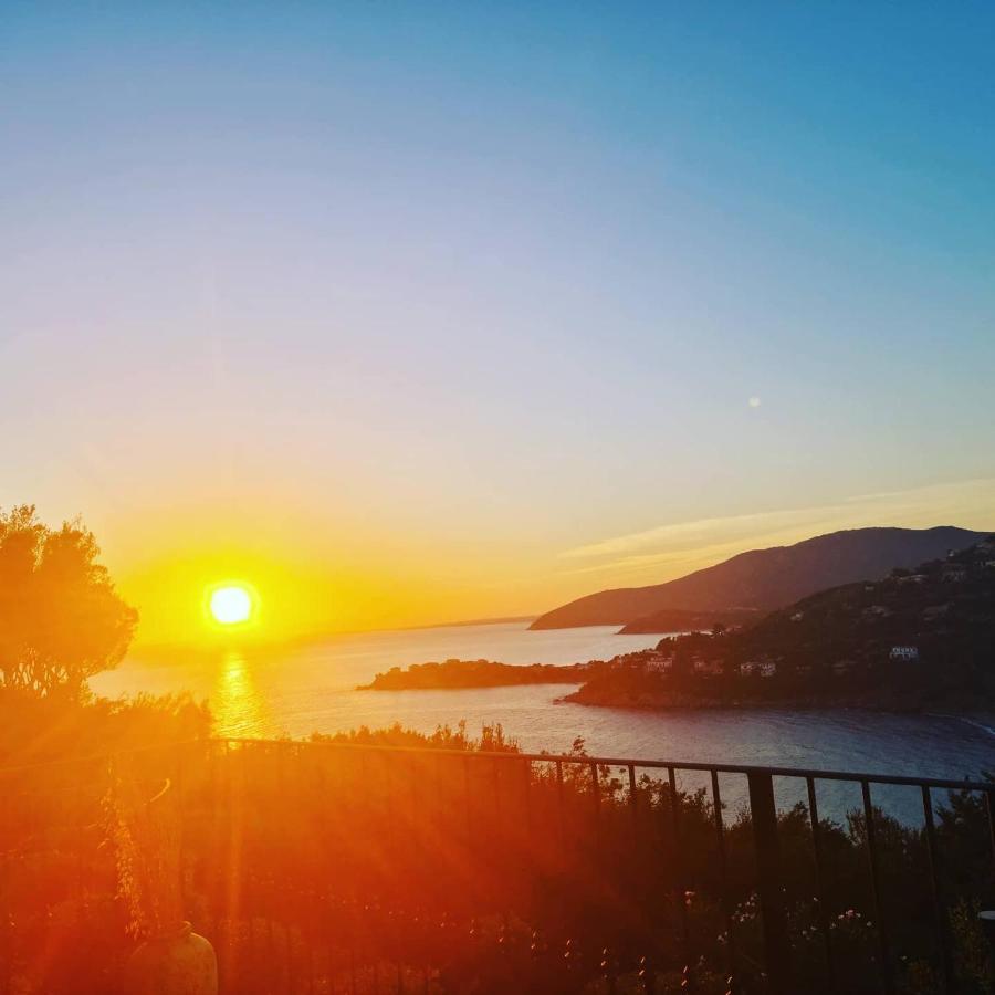 Villa Gaia - Dall'Alba Al Tramonto - Torre delle Stelle Dış mekan fotoğraf